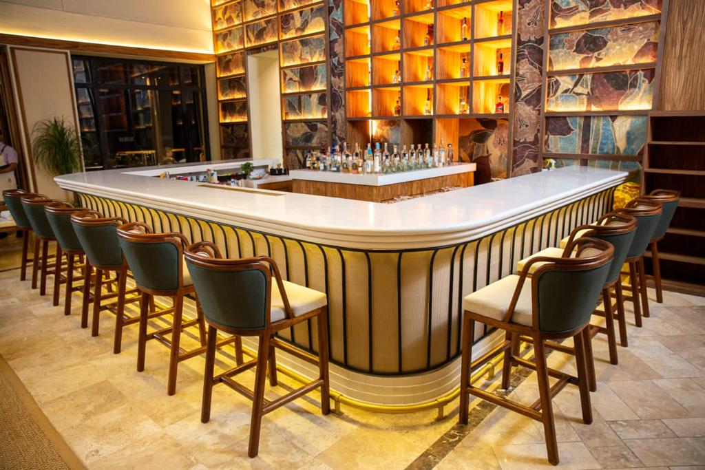 Meseta de cocina hecha con triplay marino